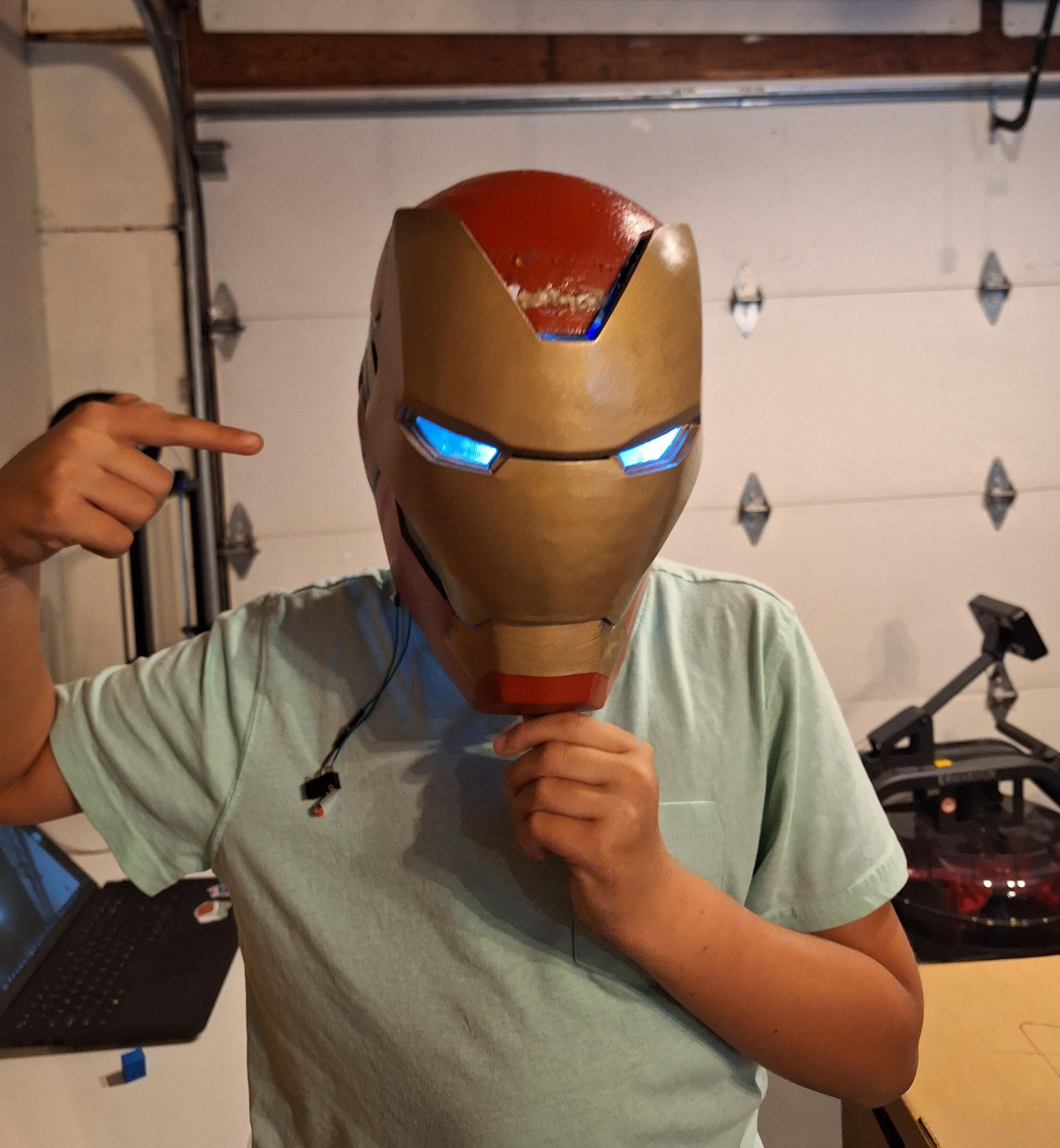 Wearable, 3D Printed Mark 85 Iron Man Helmet!
