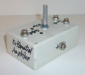 Transistor Differential Amplifier