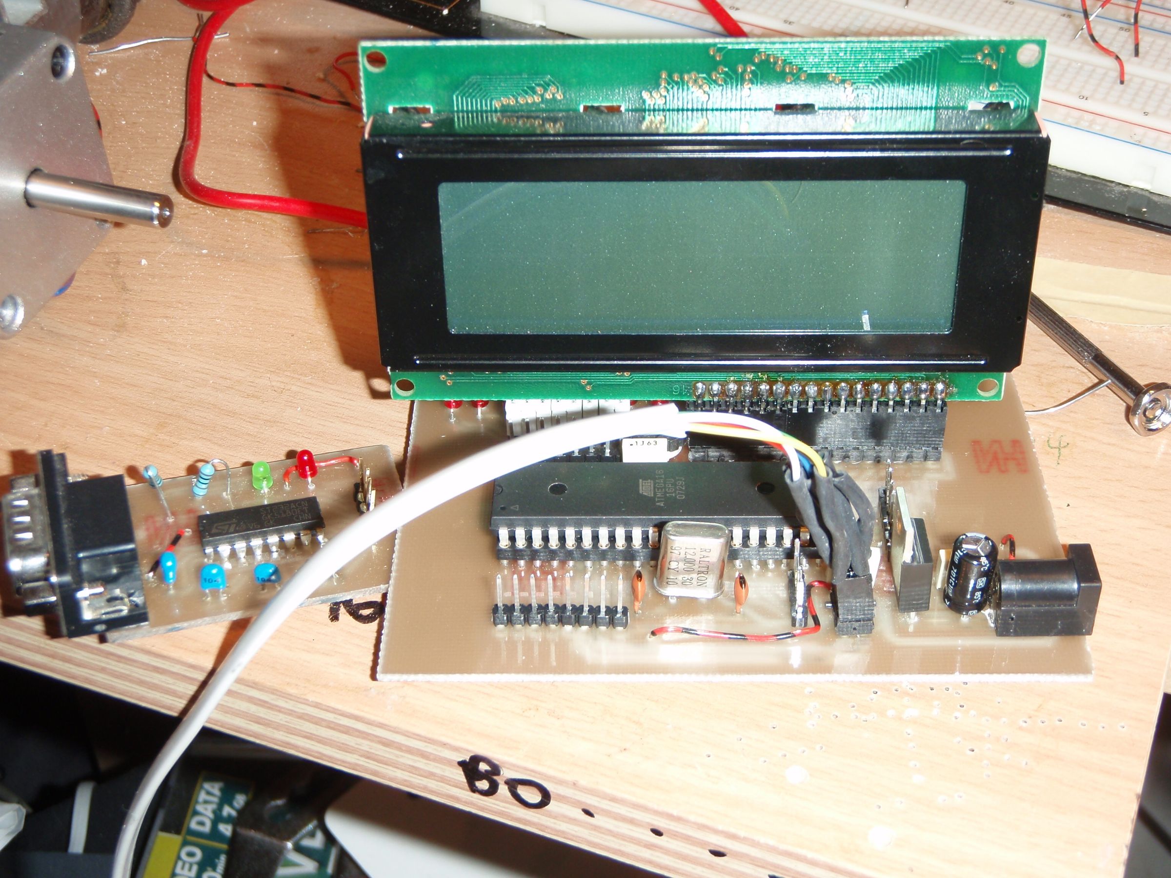 Atmega16/32 Development Board With LCD