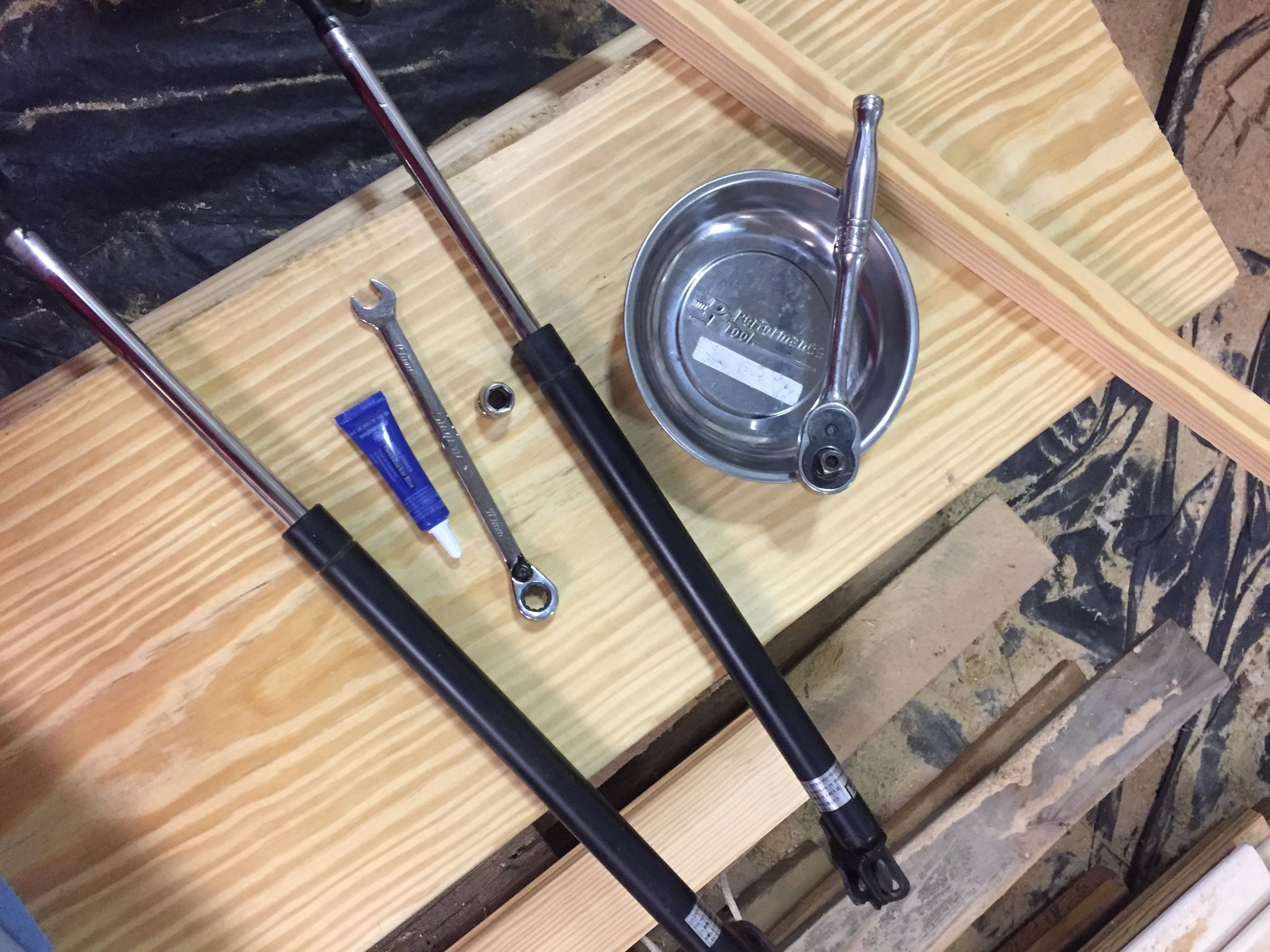 How to Replace Trunk Lift Suppports 13 Steps (with Pictures) Instructables