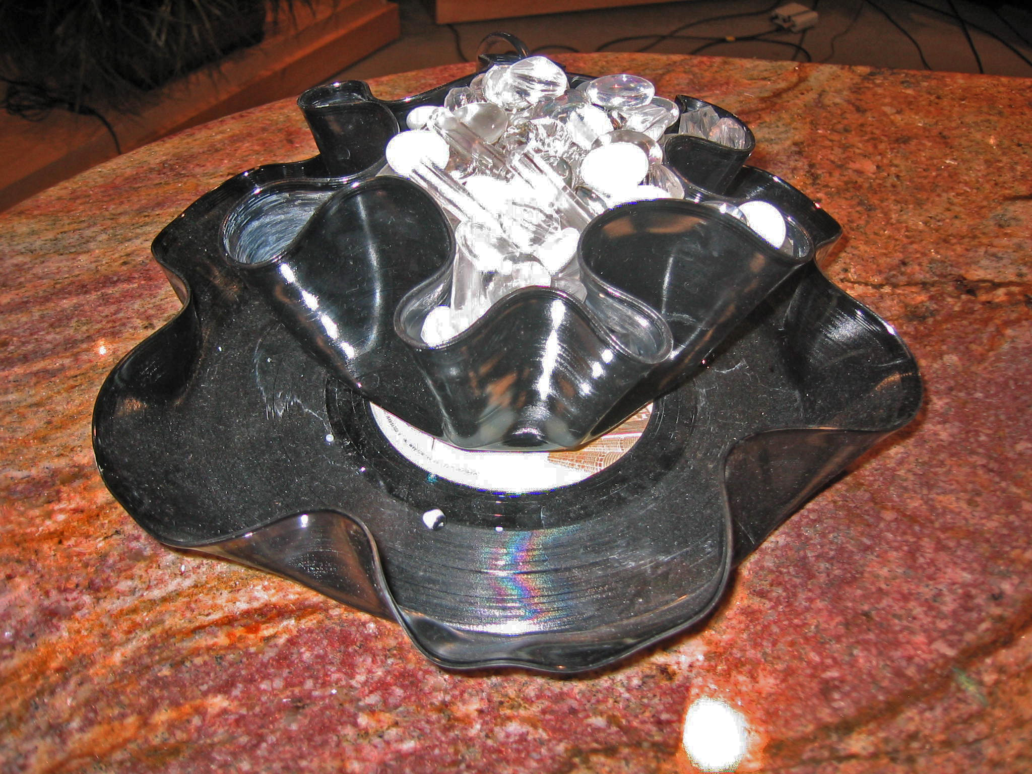 How to Make a Fountain From Old Records