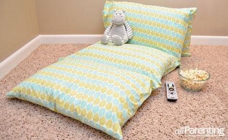 DIY Pillowcase Lounger
