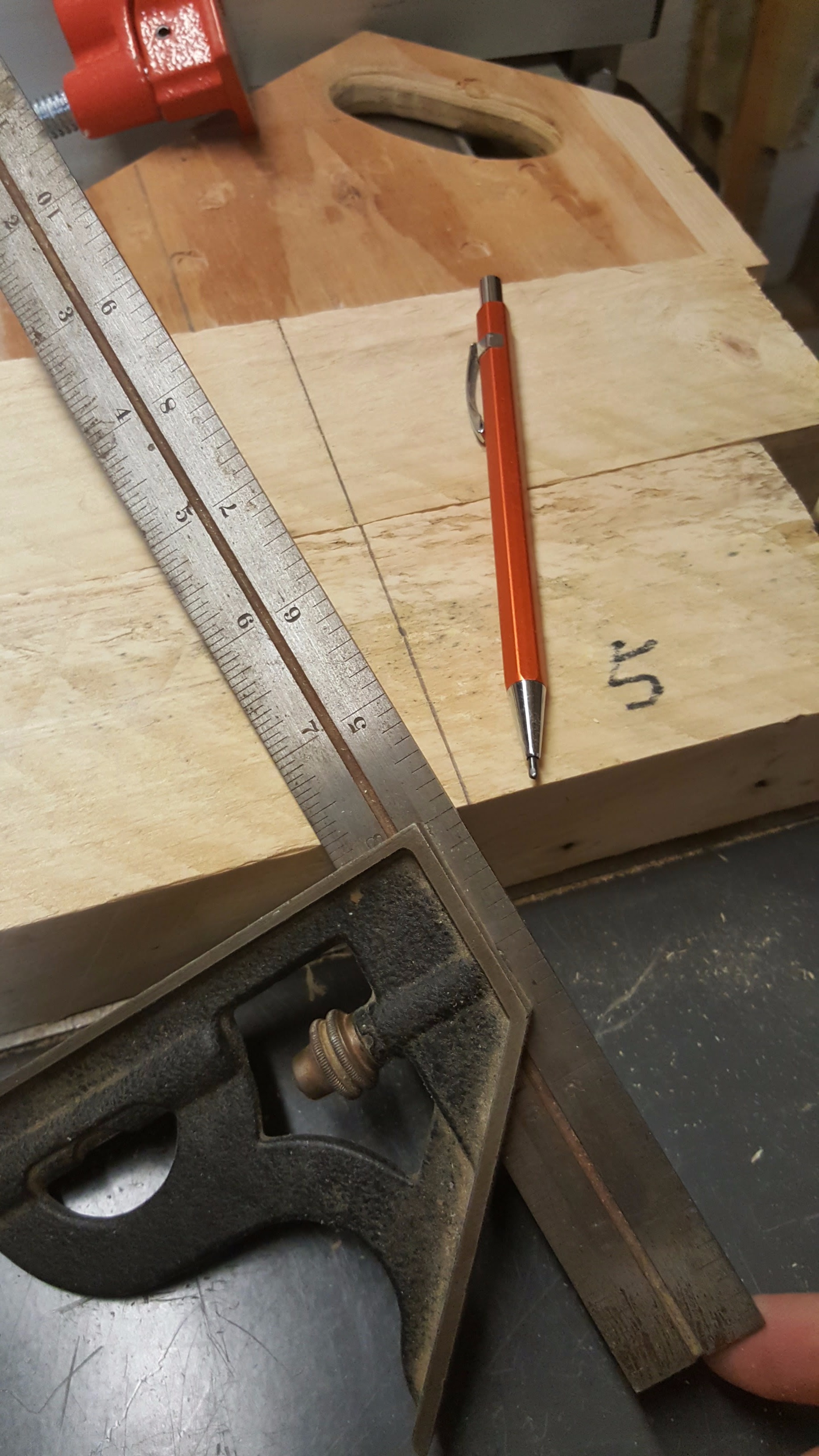 Pipe Clamp Bench Vise 6 Steps (with Pictures) Instructables