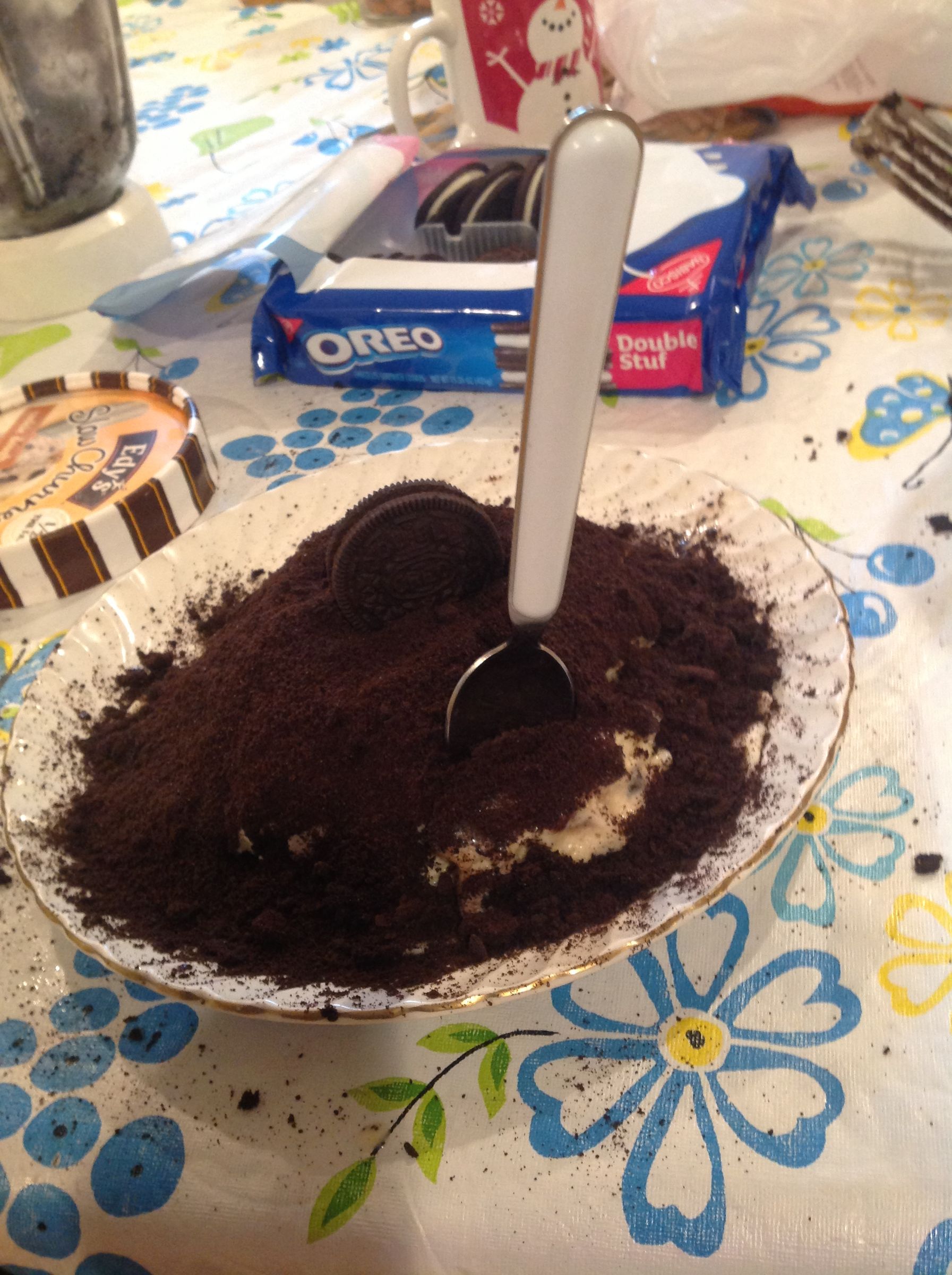 How to Make an Oreo Ice Cake