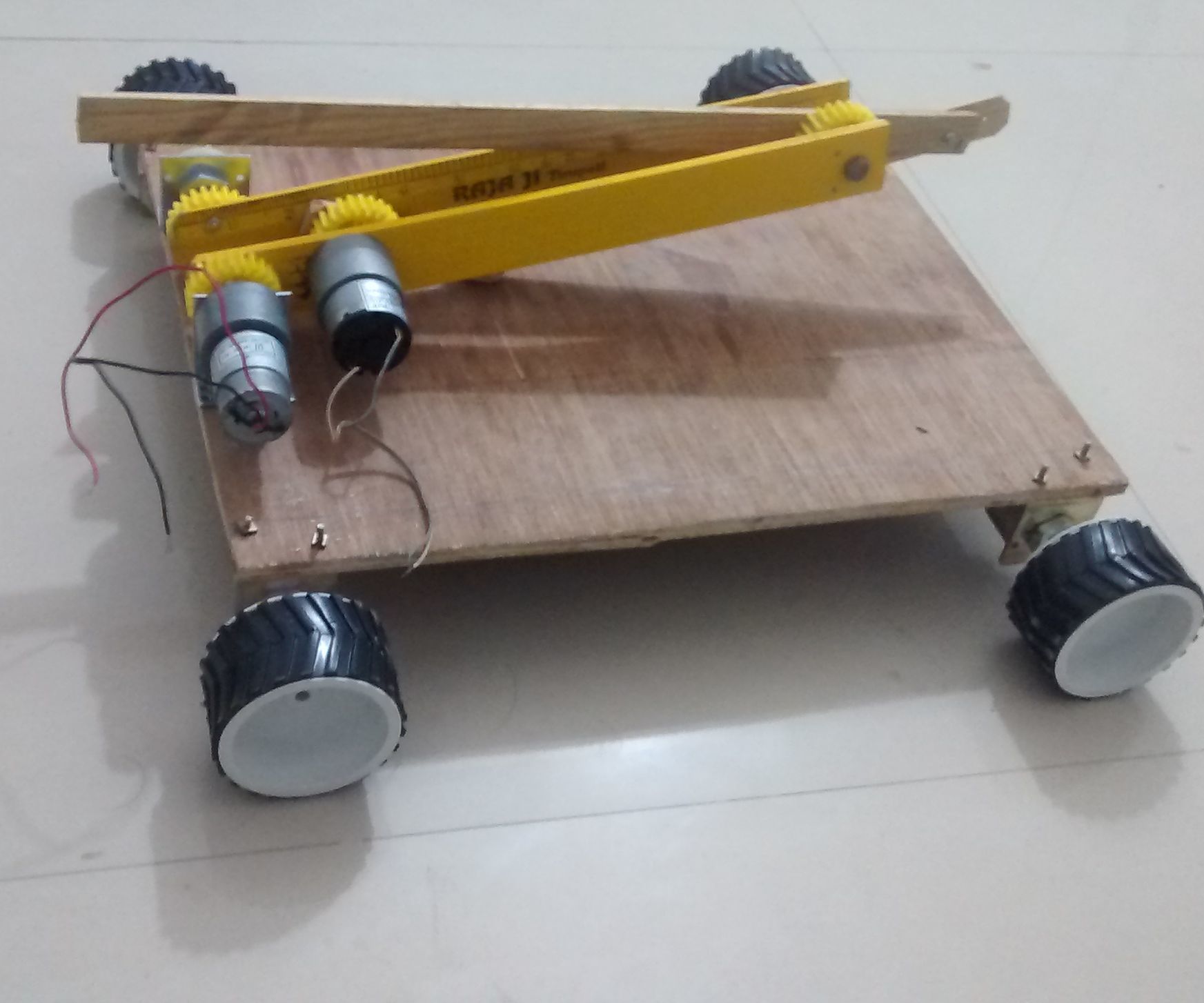 Robot with Arm experimental platform