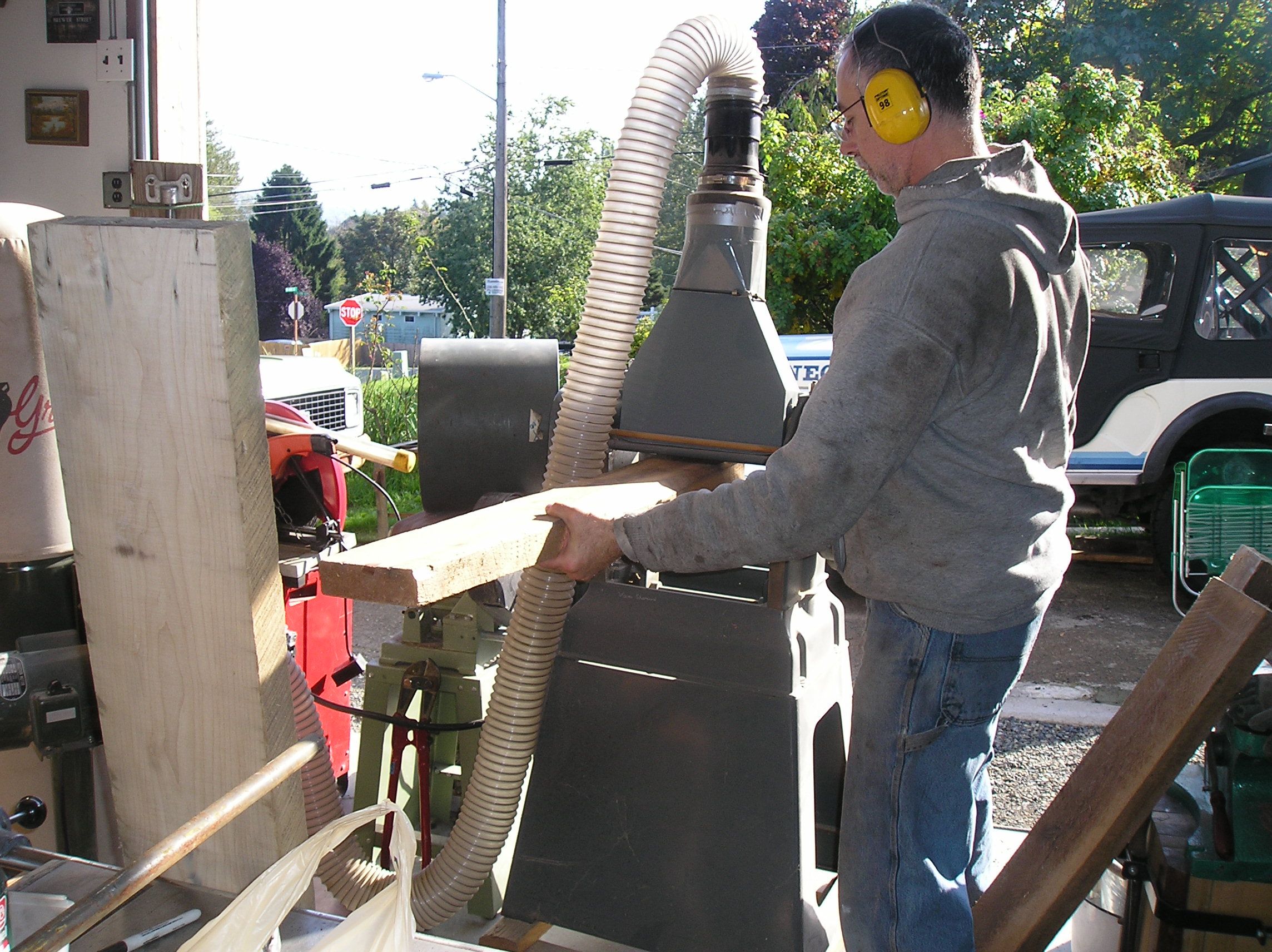 Making and Using a Hand Crank Lathe for Use With a Plasma Cutter 6