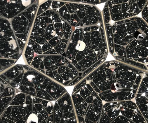 A Galaxy in Your Hand! Infinity Mirror Box