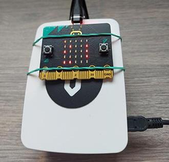 D4E1: a No-code IoT Weather Station With Micro:bit