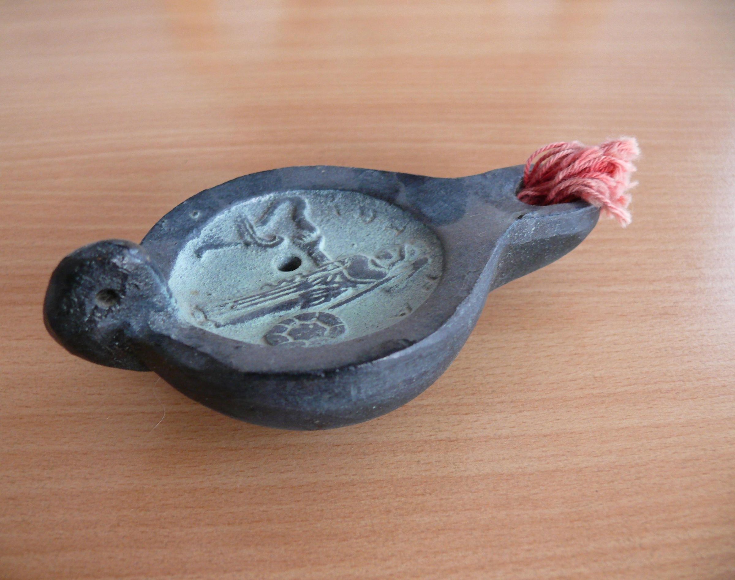 KISS Pinciple Oil Lamp