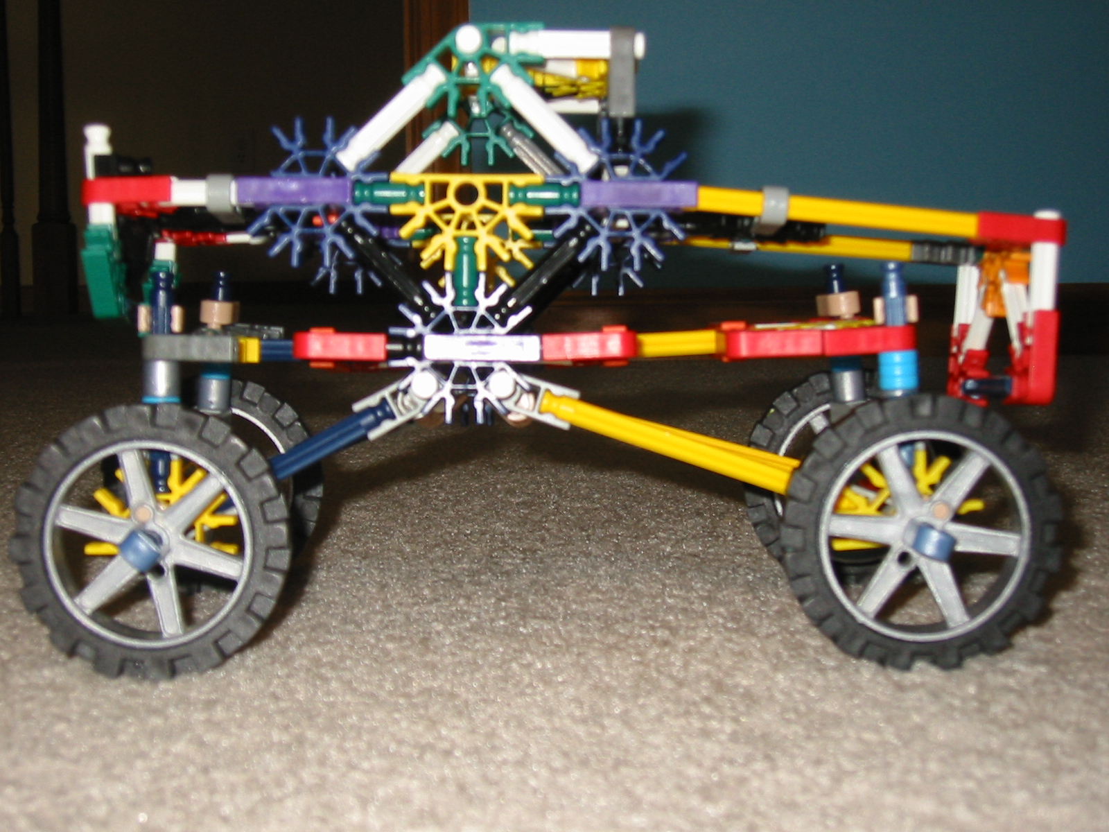 Kne'x Trophy Truck! [Semi Scale]