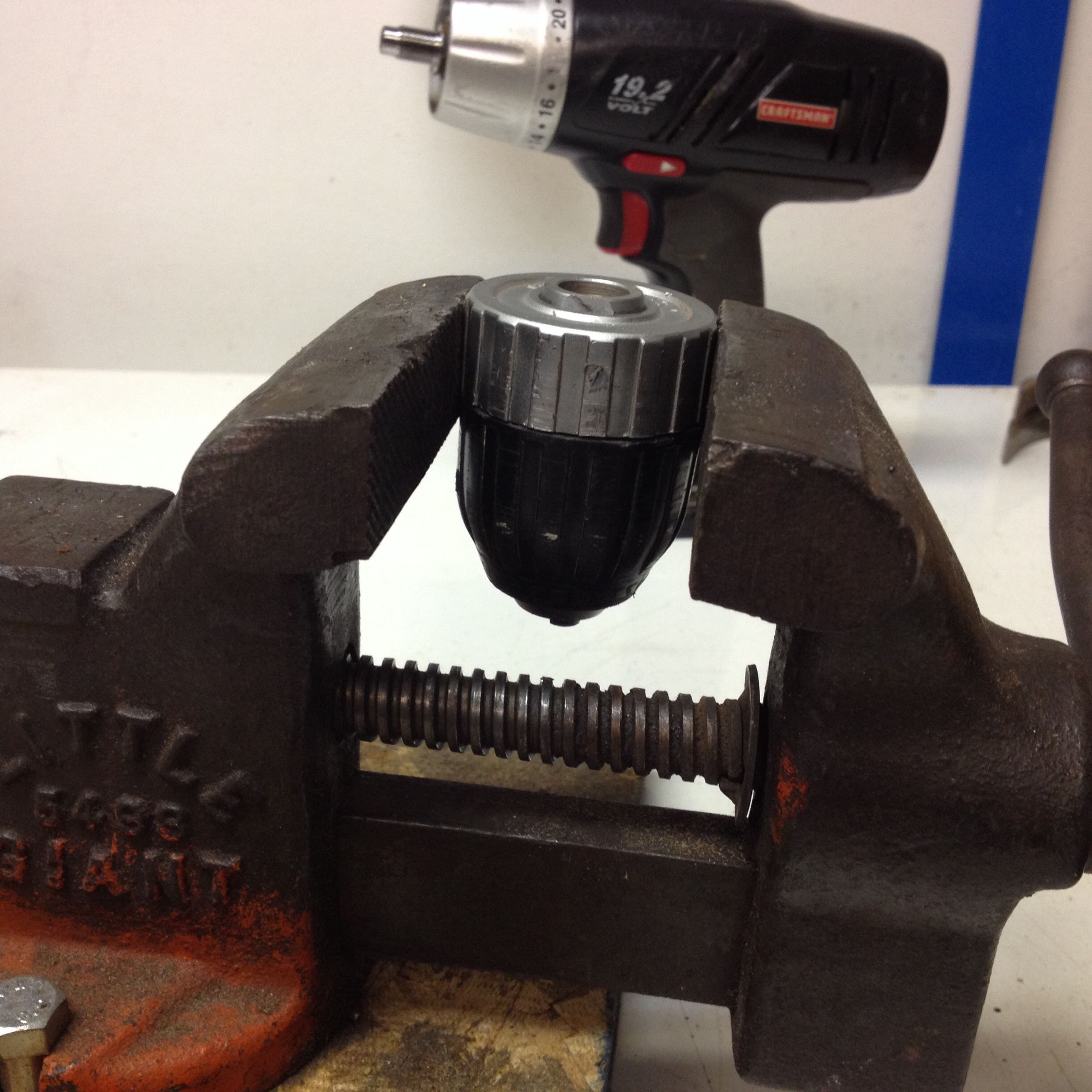 How to Disassemble a Keyless Drill Chuck 9 Steps (with Pictures