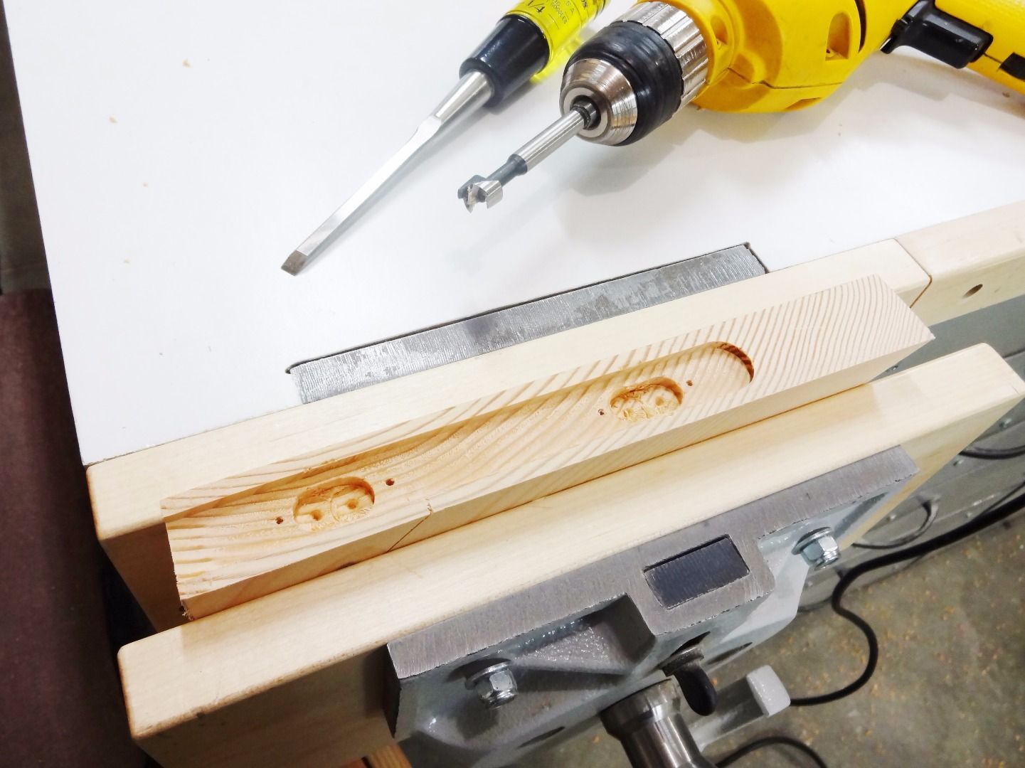 Simple HeavyDuty Shelves 18 Steps (with Pictures) Instructables