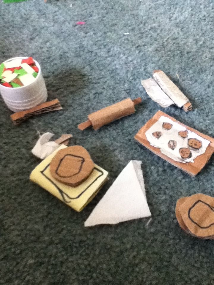Doll Kitchen Stuff
