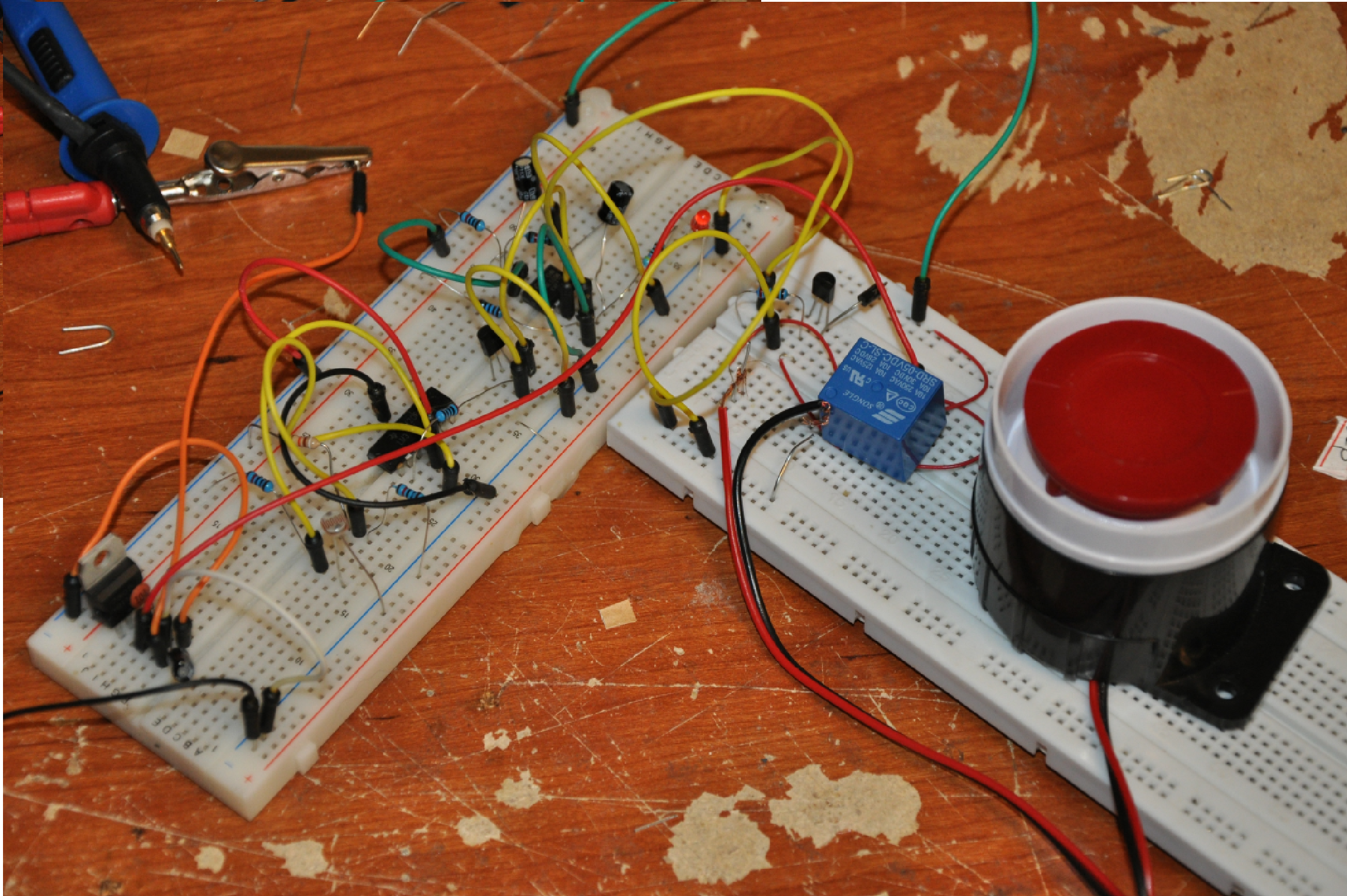 How to Make Your Own Laser Security System - Tutorial With Options