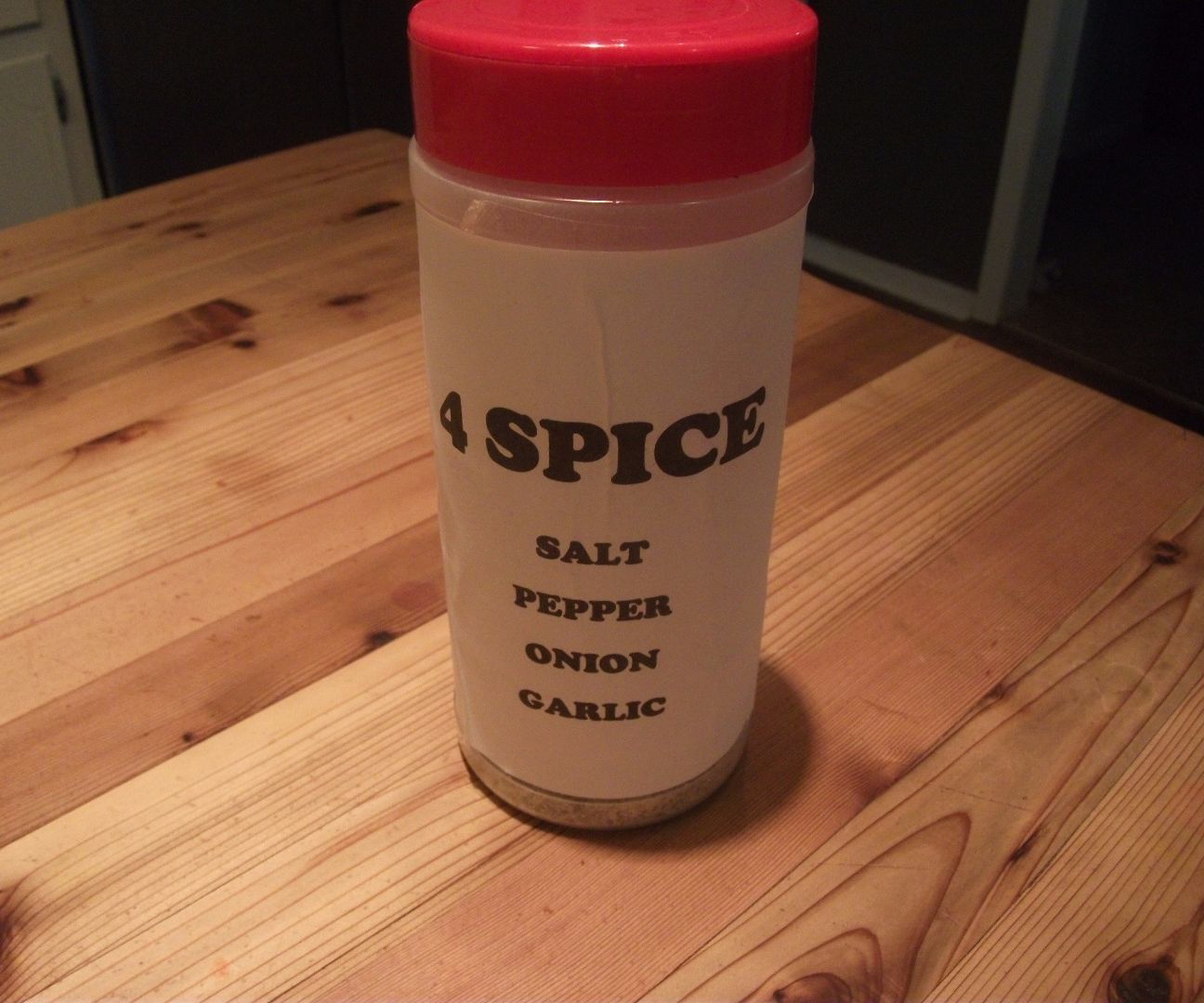 4 SPICE SHAKER 