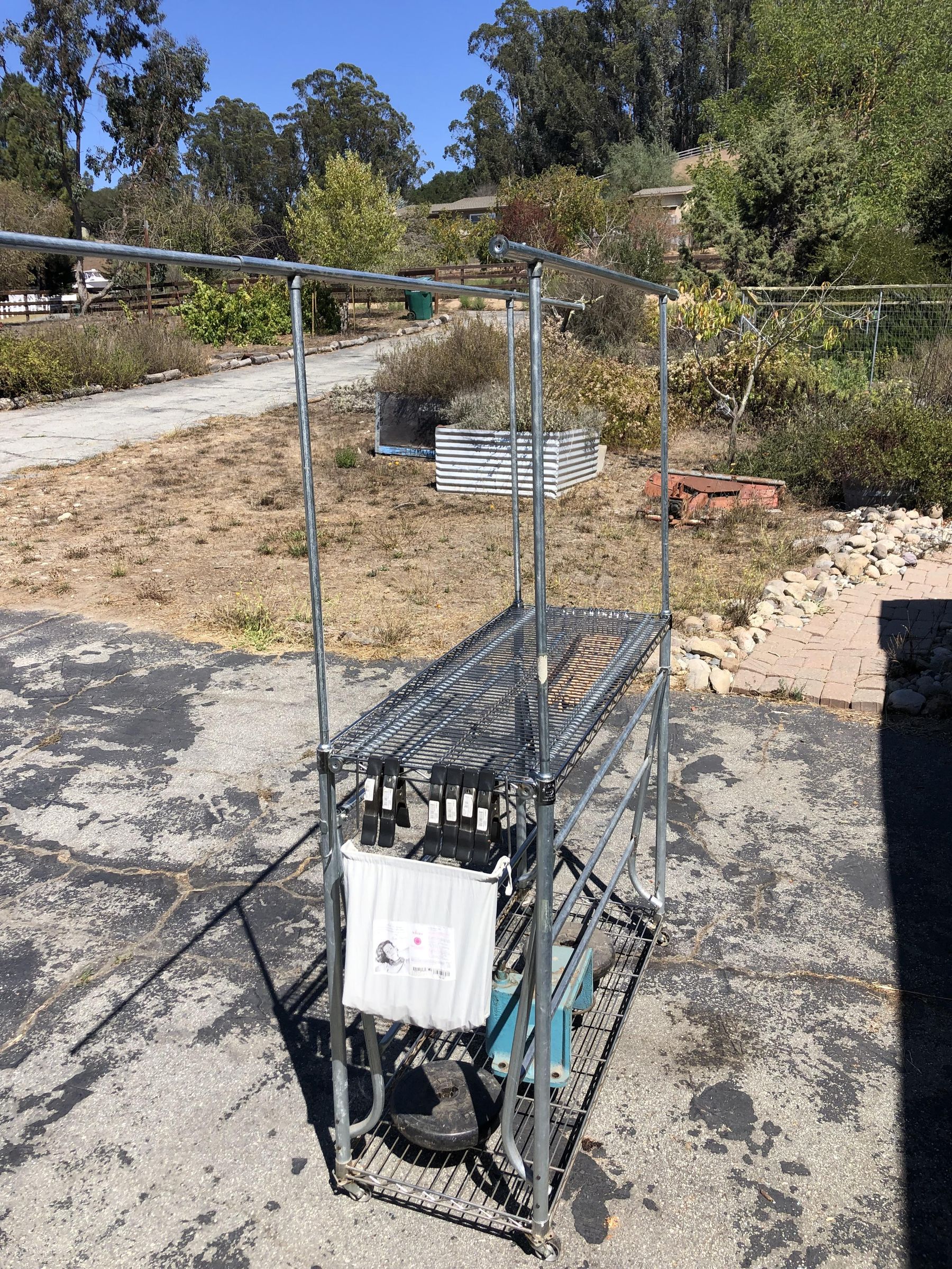 Mobile Solar Clothes Dryer : 5 Steps - Instructables