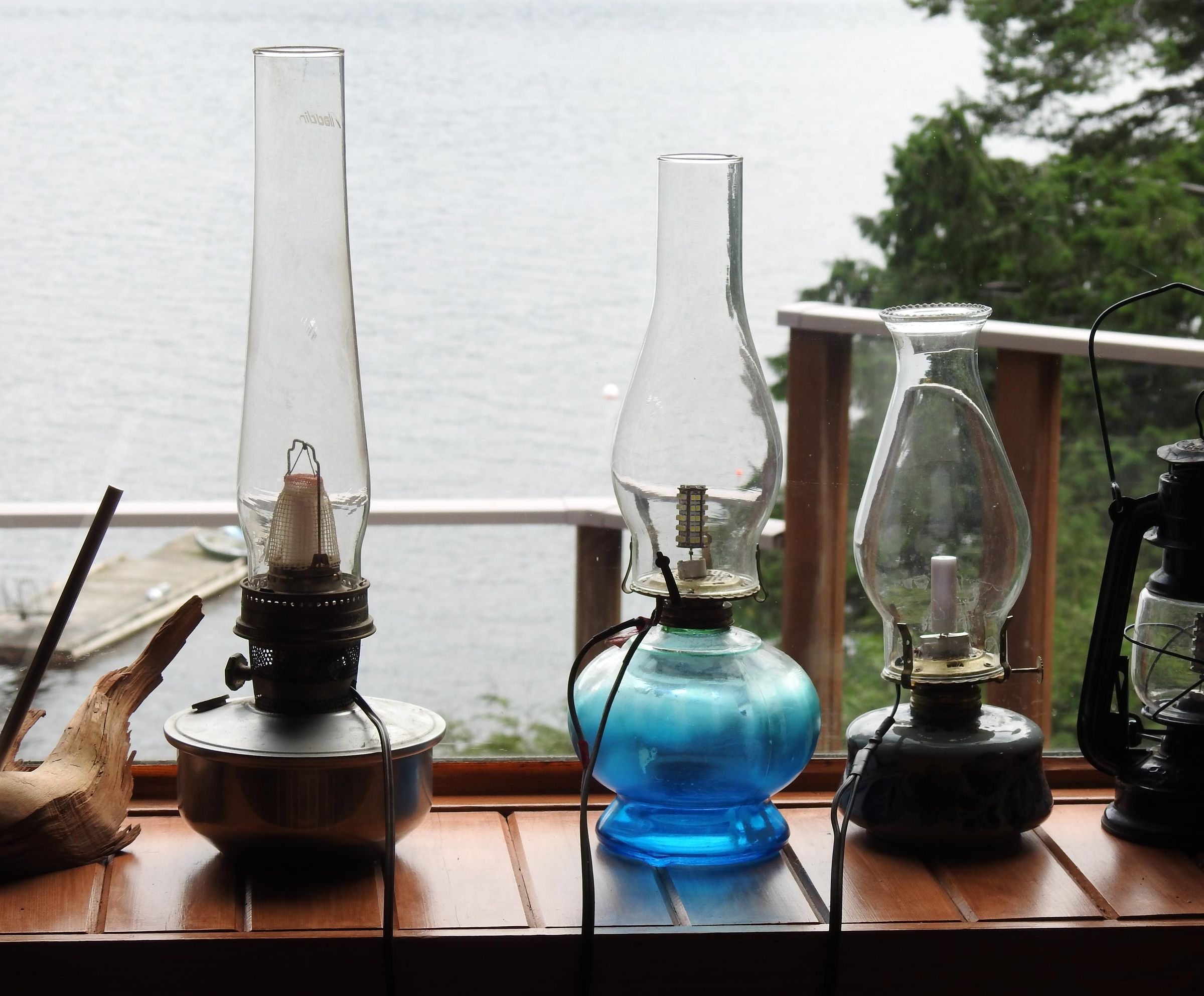 Convert Old Oil Lamps to Electricity