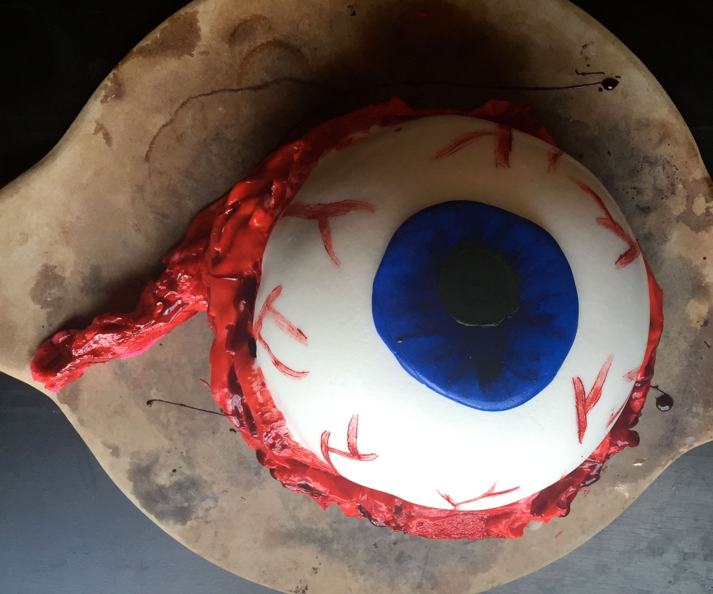 Eyeball Cake