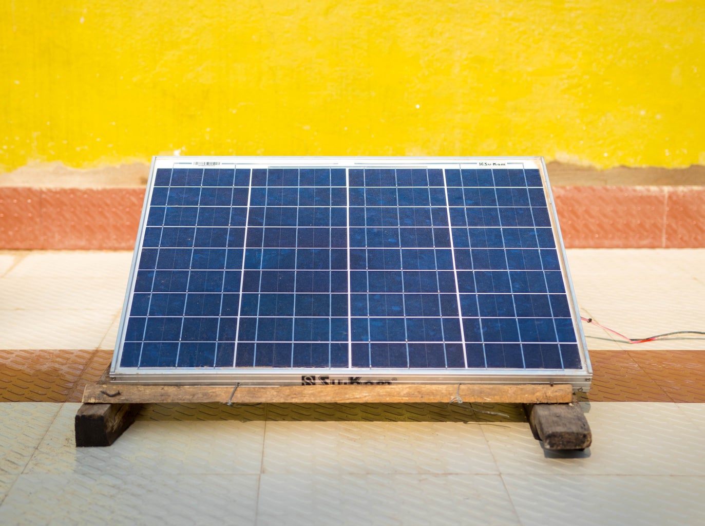 How to Solar Power Your Home Security Camera : 10 Steps (with Pictures ... Circuit Diagram