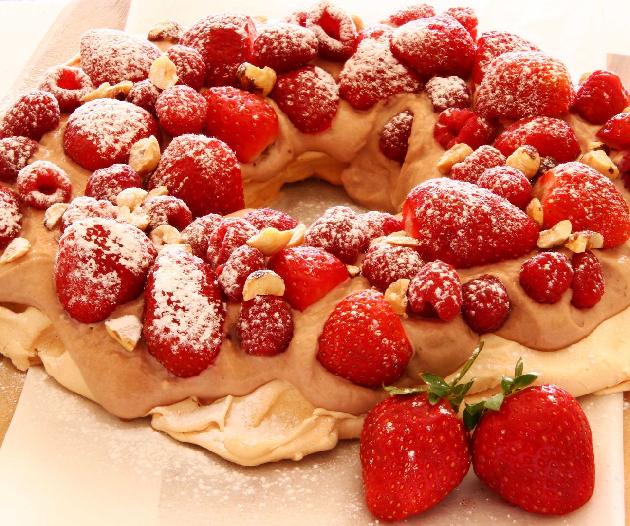 Pavlova Cake With Nutella Fresh Cream & Fruit