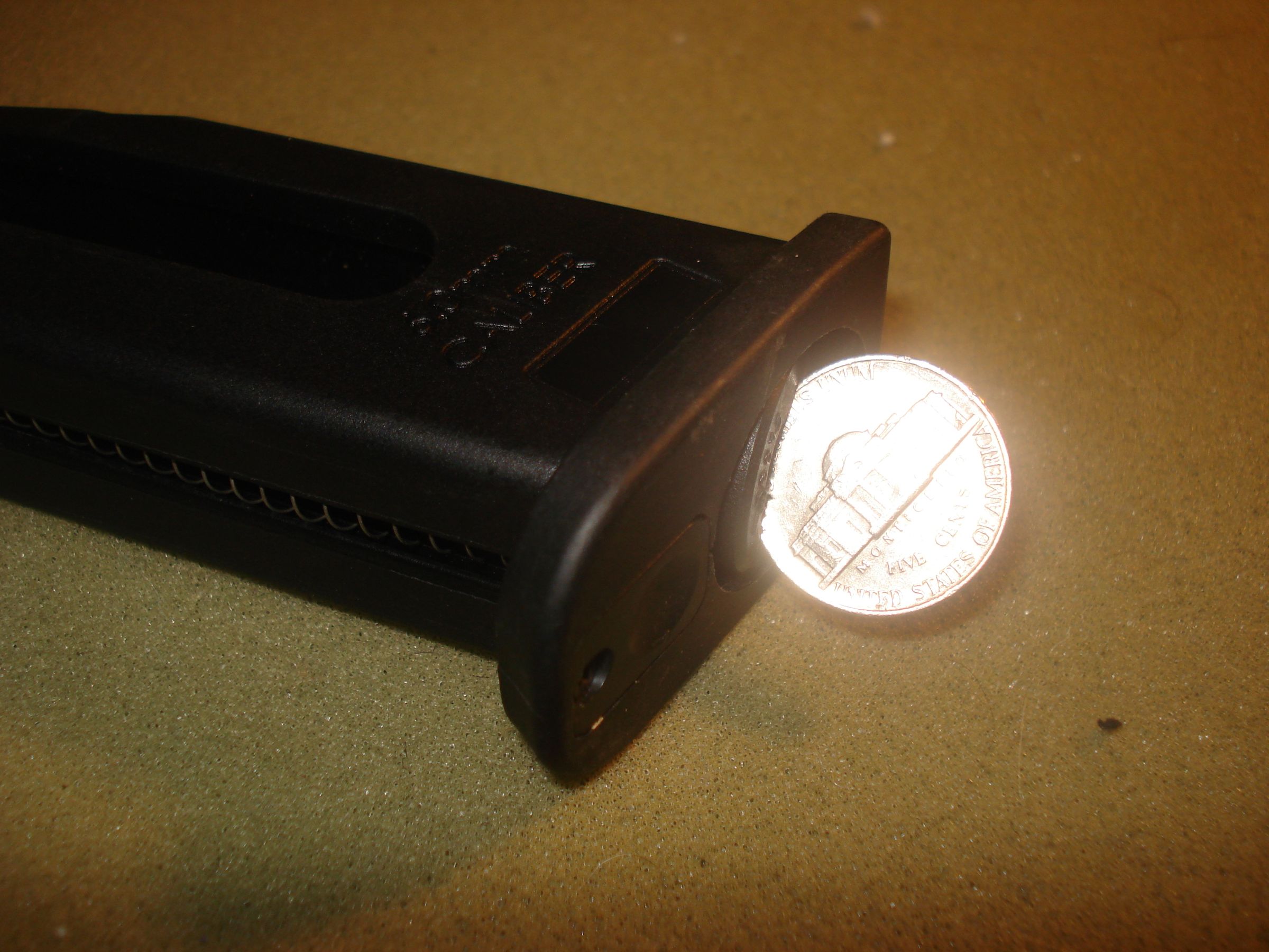 CO2 Airsoft Magazine No-wrench Mod