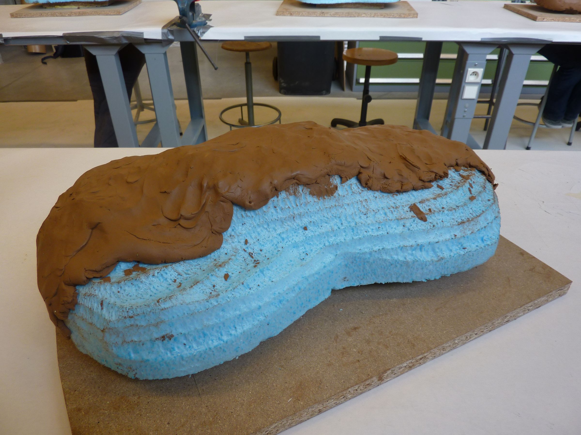 Carmodelling in clay