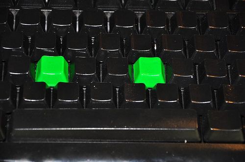 Cheap-o Spray Paint Custom Keyboard