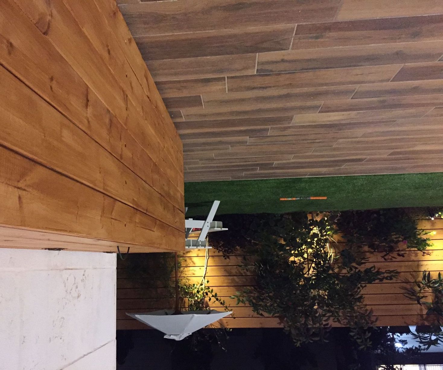 DIY Garden Storage Bench