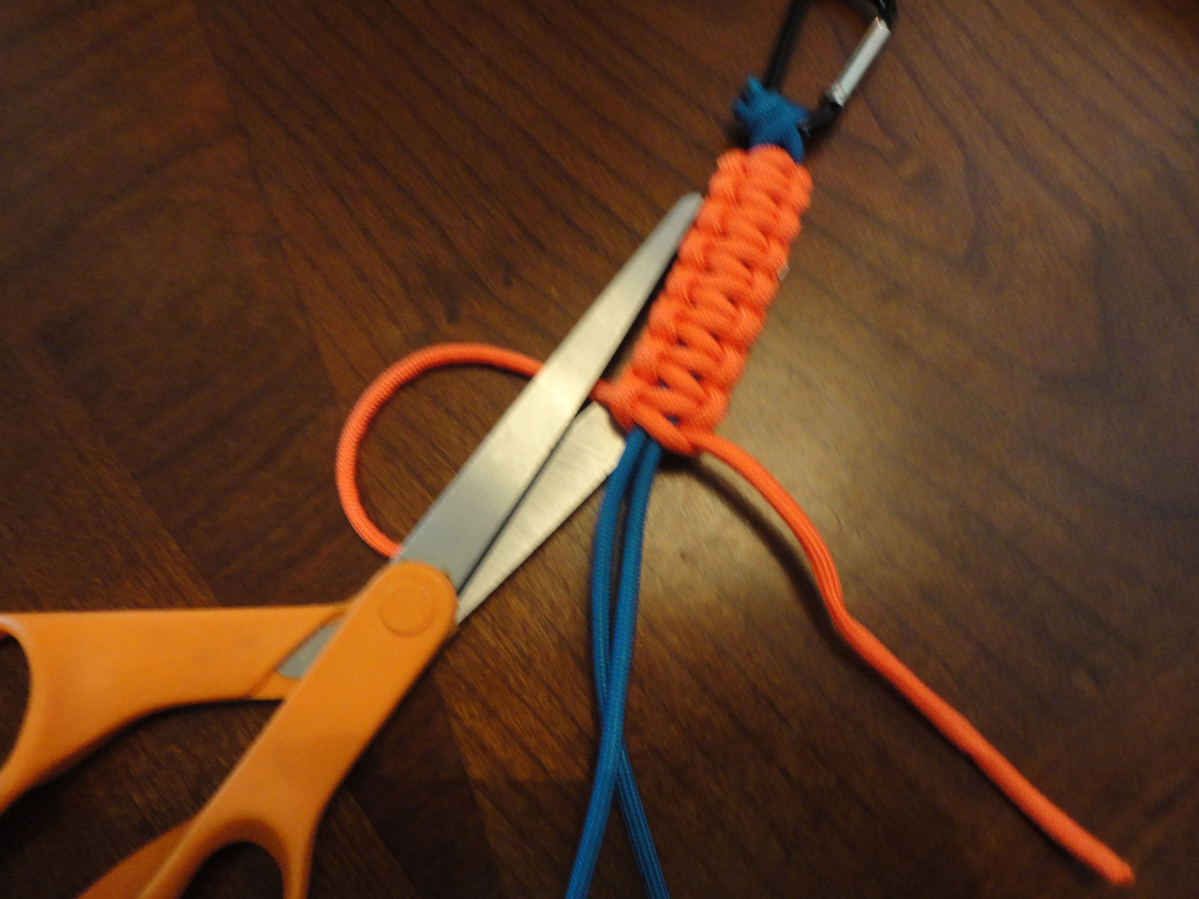 How to Make a Paracord Key Holder : 8 Steps - Instructables