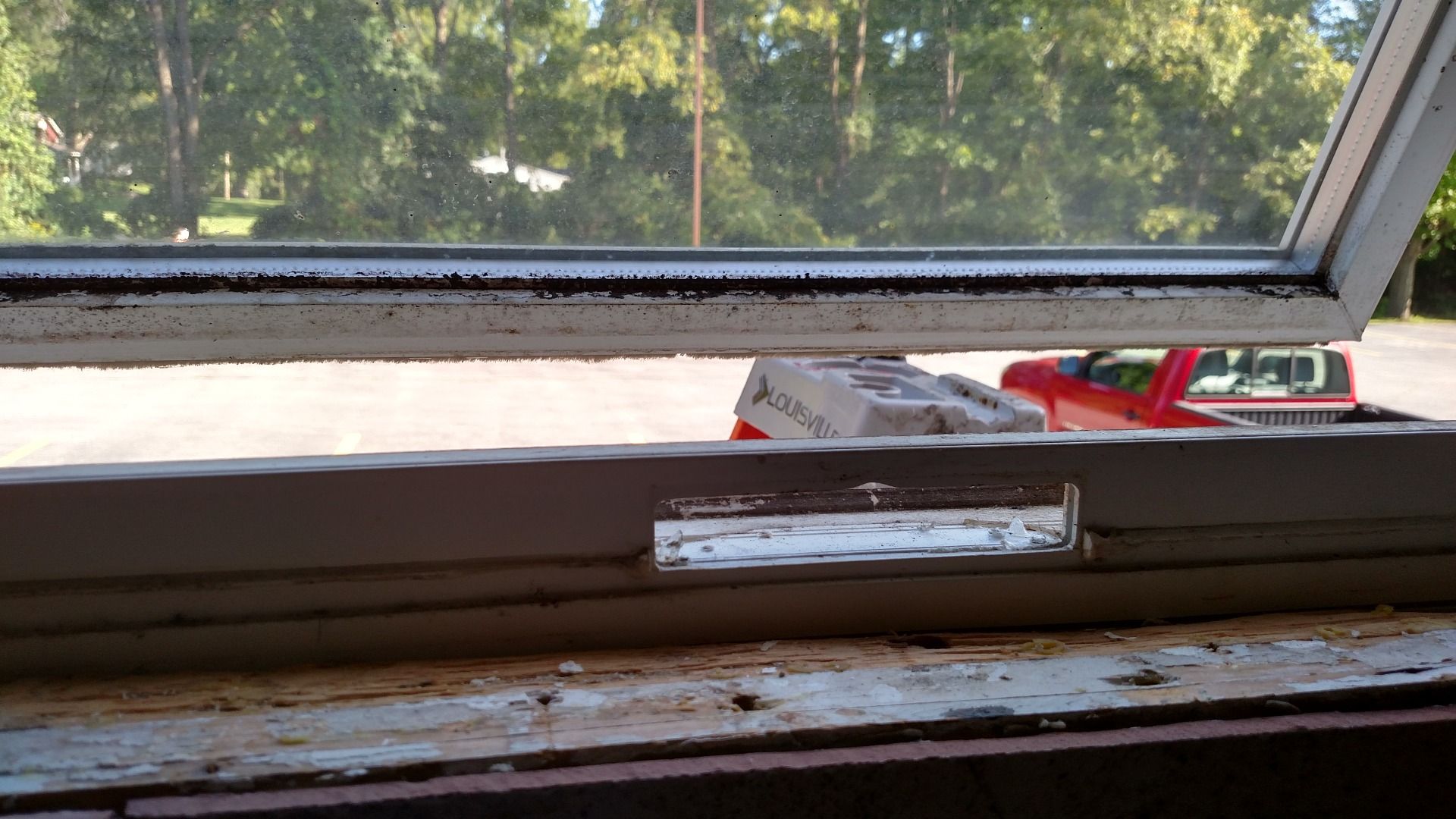 Fixing a Broken Crank on an Awning Window 5 Steps (with Pictures