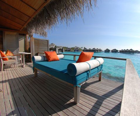 How to Spend 24 Hours in the Maldives