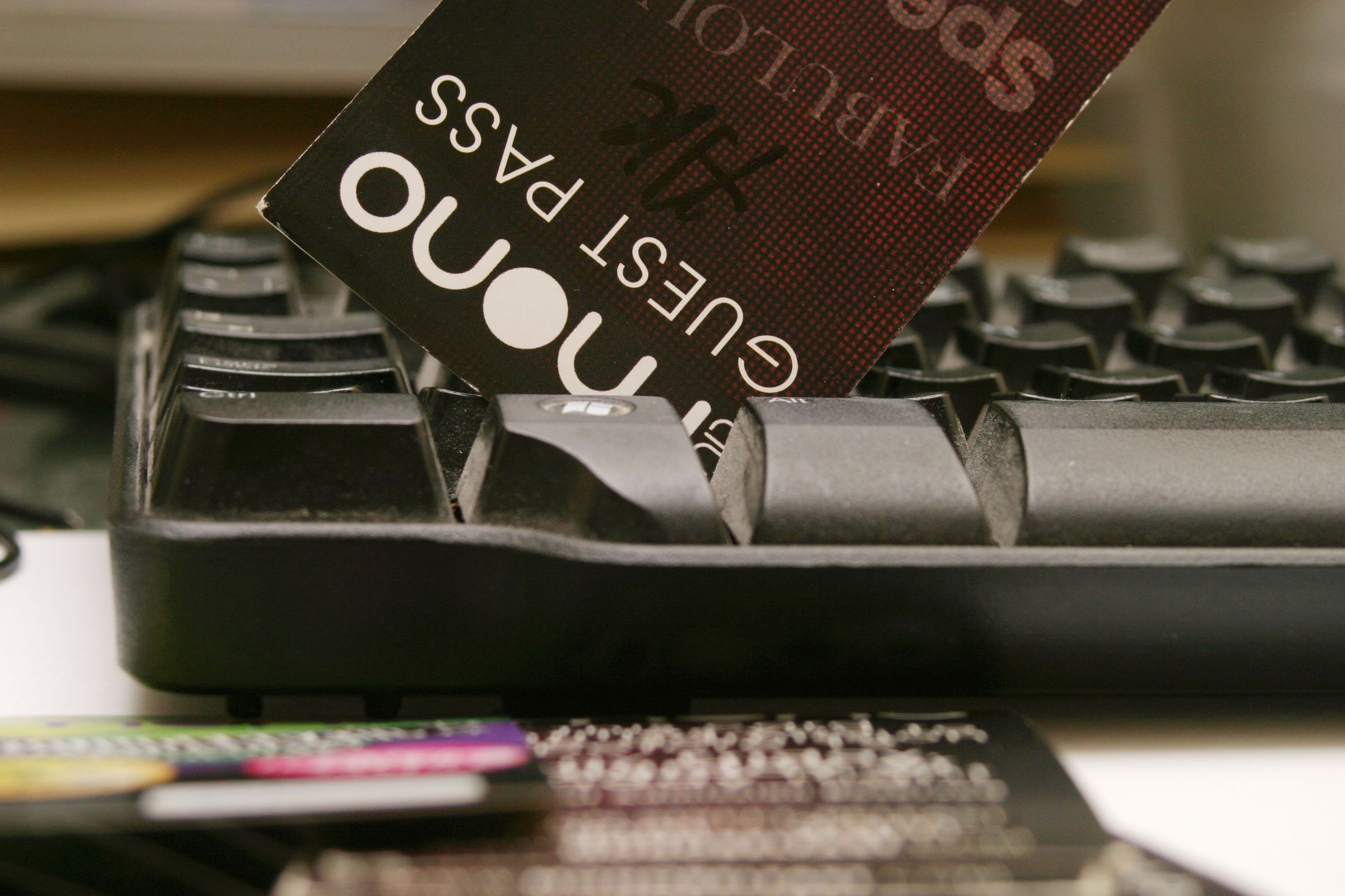 Learn Business Card Throwing