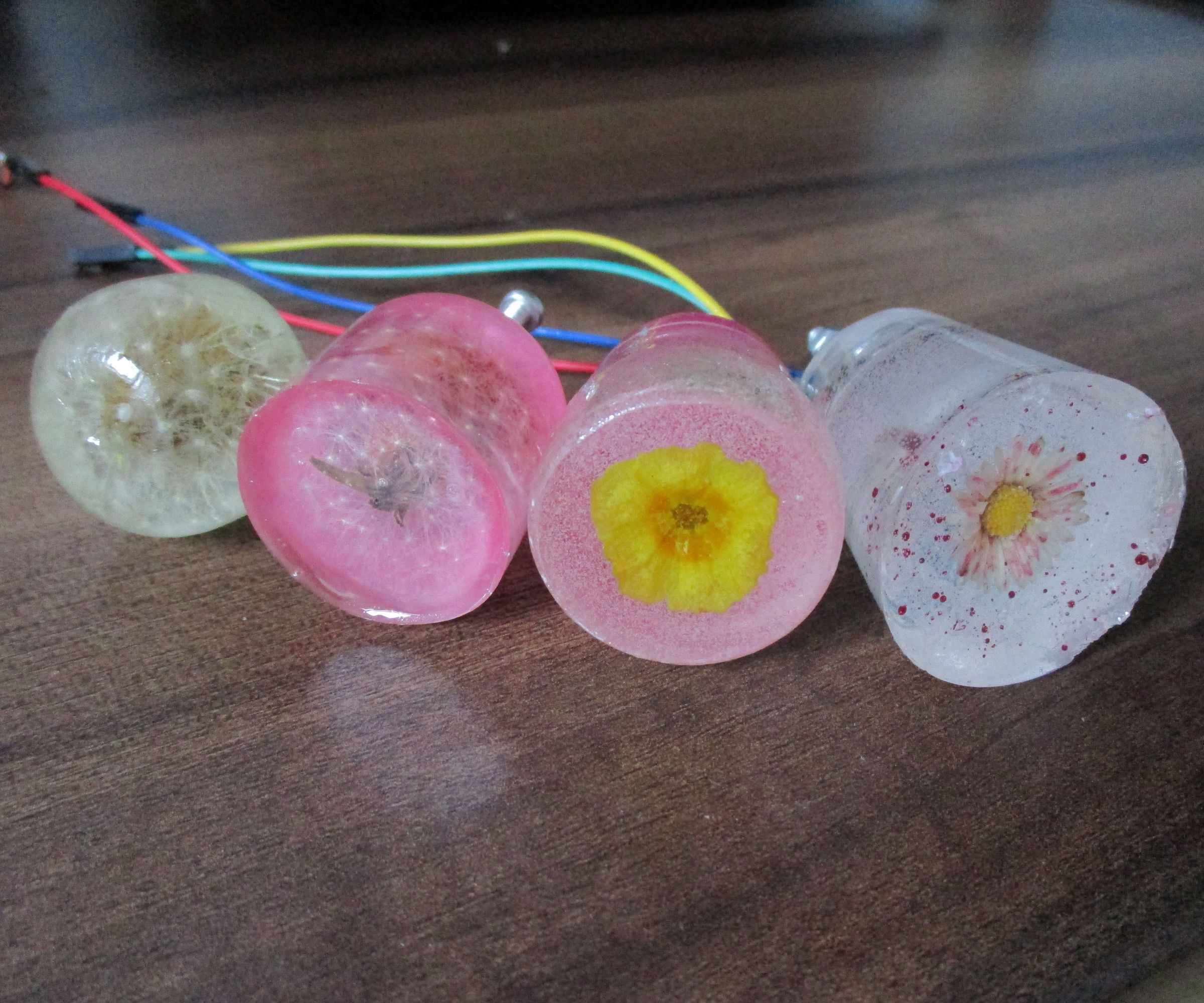 Epoxy Flower Drawer Knob