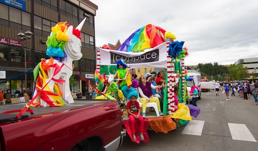 Building a Makerspace Parade Float : 6 Steps (with Pictures ...