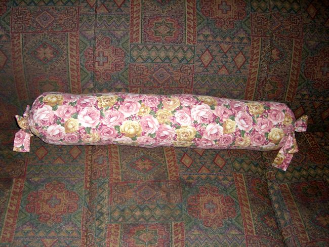 Kid Craft – Make a Day Bed Log Pillow