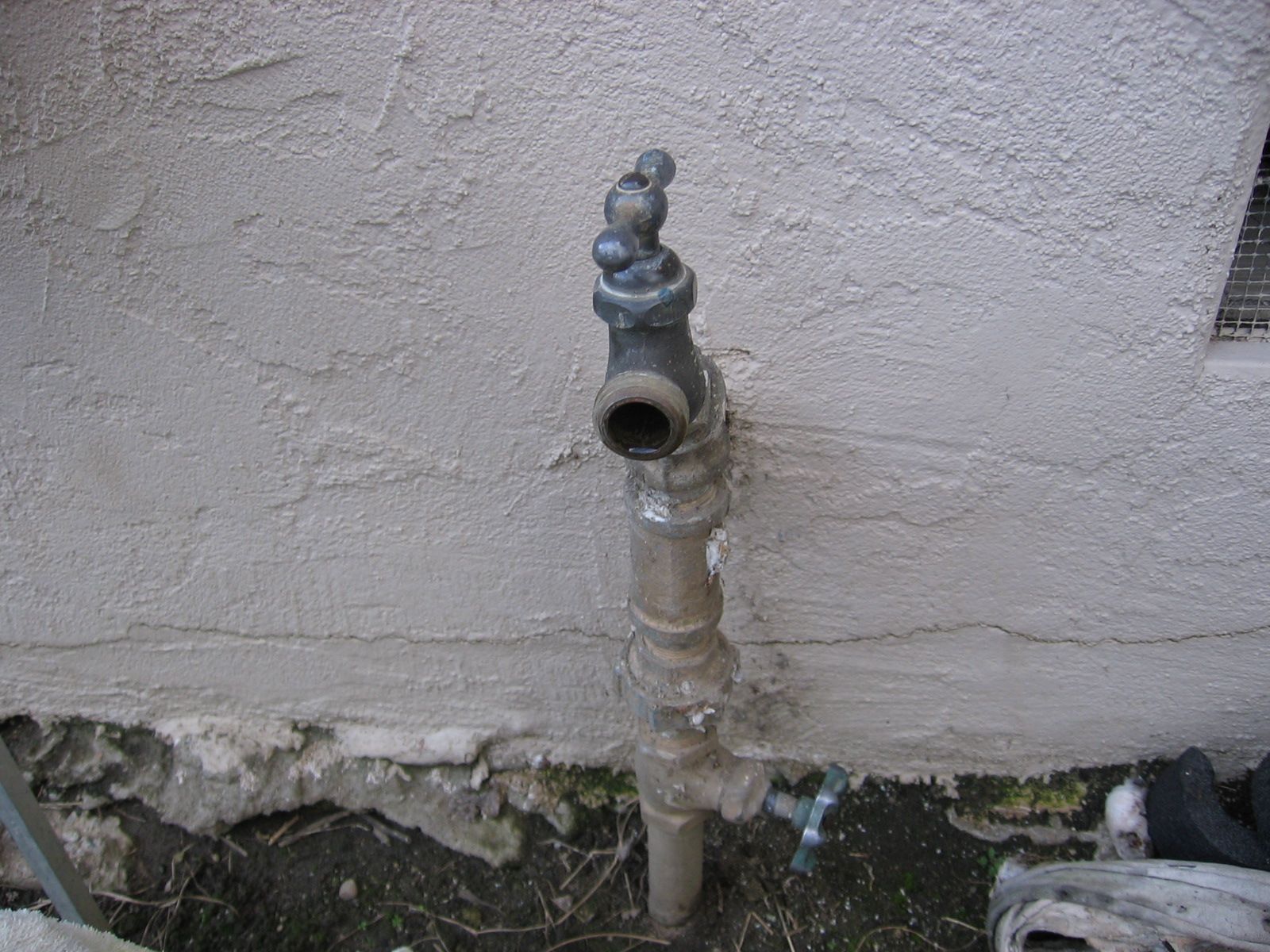 Help to Keep Pipes From Freezing Instructables