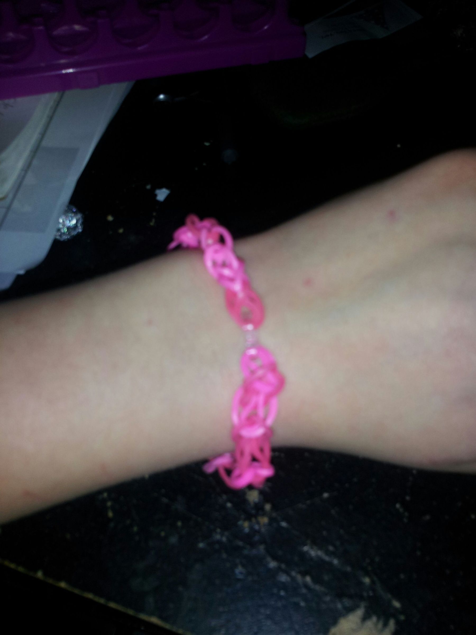 How to Make a Simple Bracelet and Weave a Charm Into the Simple Bracelet