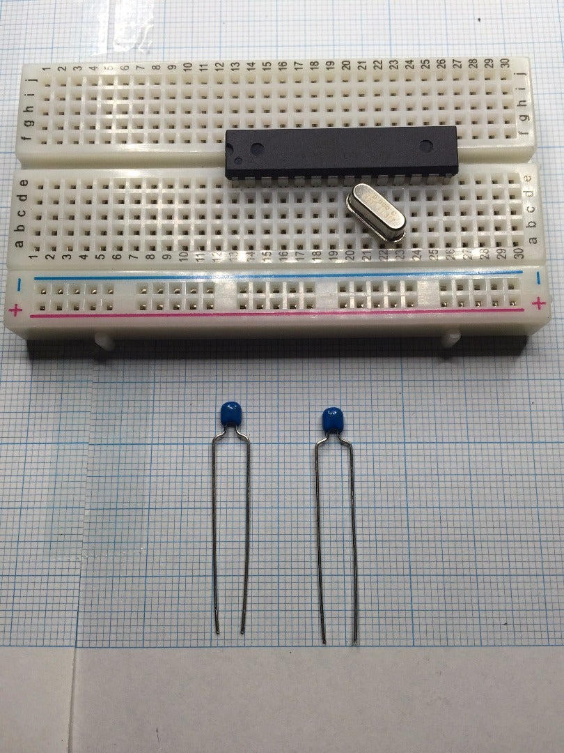 セラミックコンデンサ 22pF 50V±5% 5mm