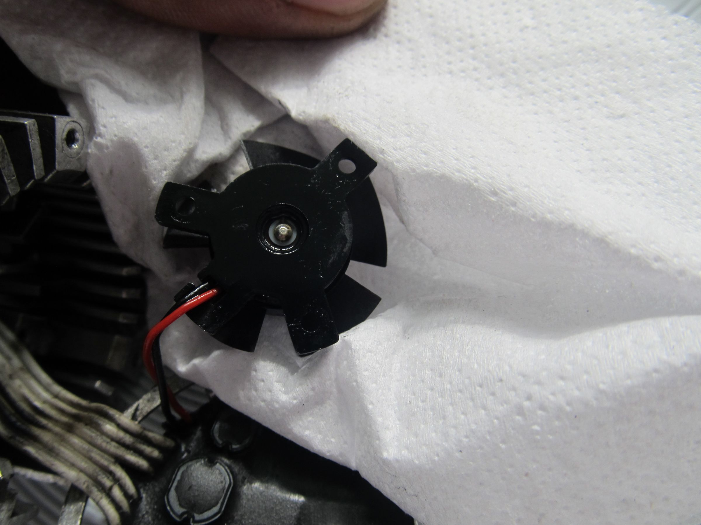 Reviving a Squeaky or Jammed Fan 12 Steps (with Pictures) Instructables