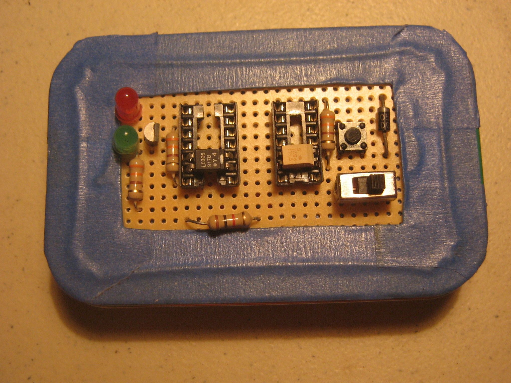 Altoids Box Optoisolator Tester