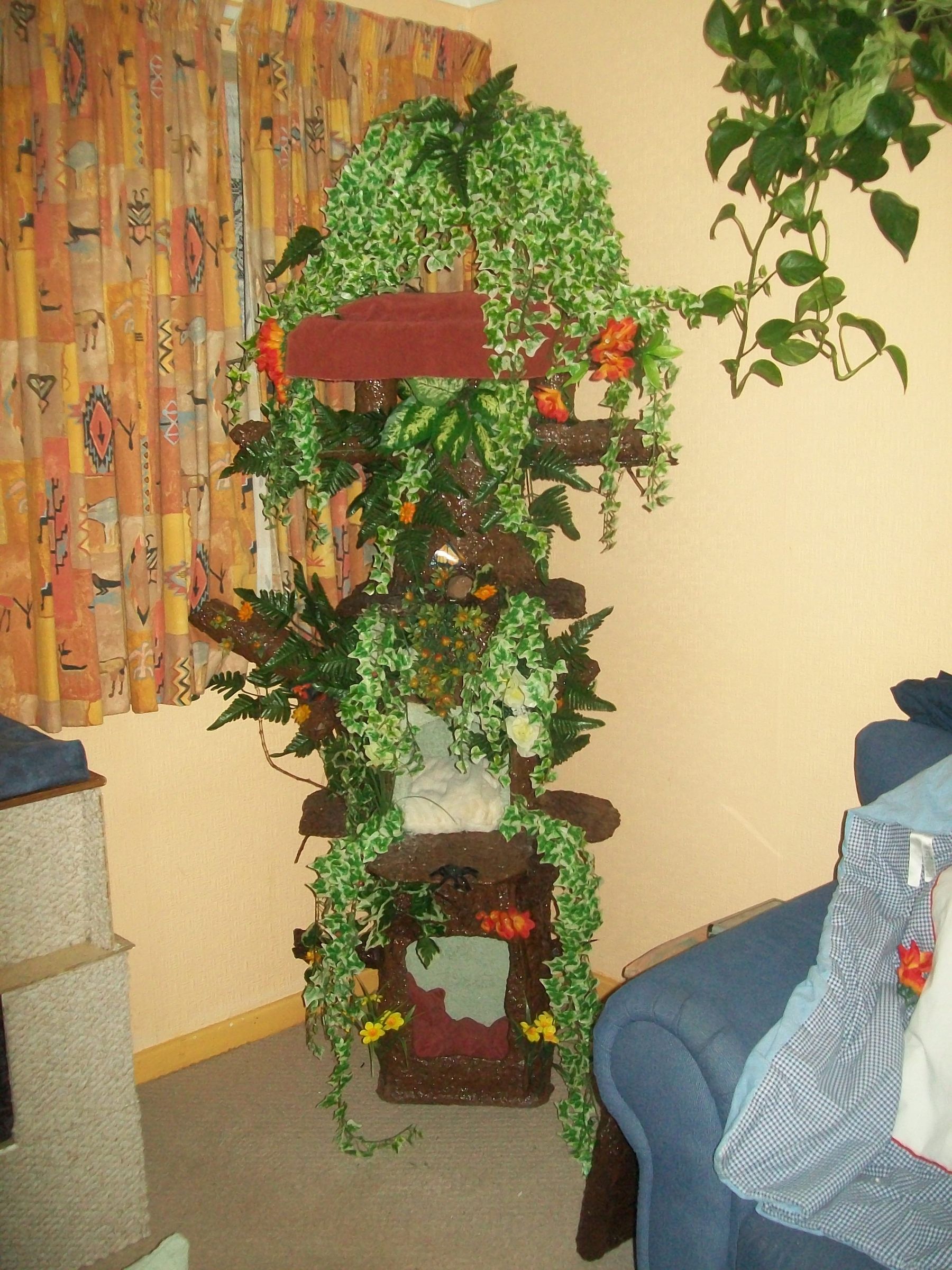 Real Looking Cat Climbing Tree