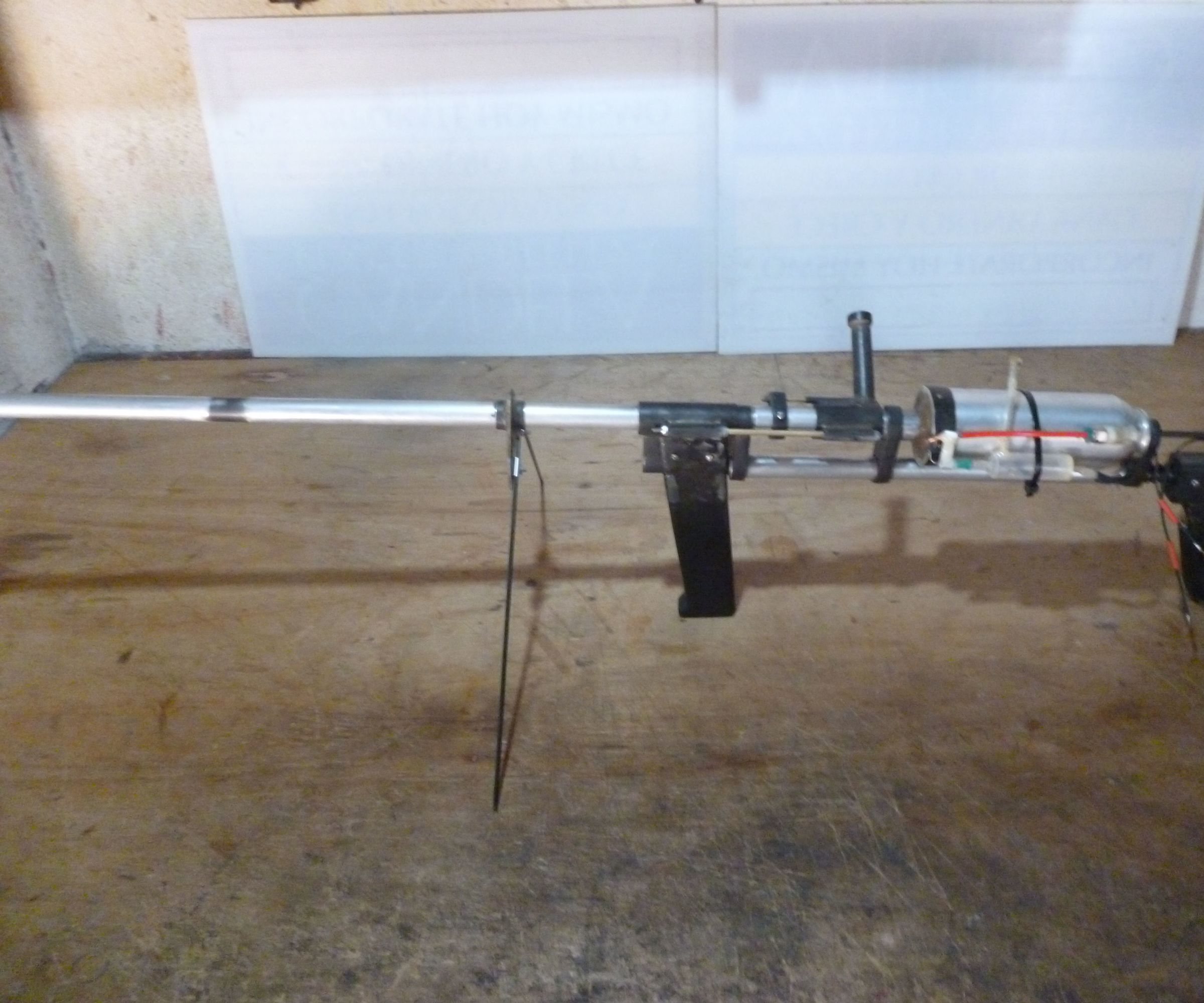 Combustion Gun With Quick Load