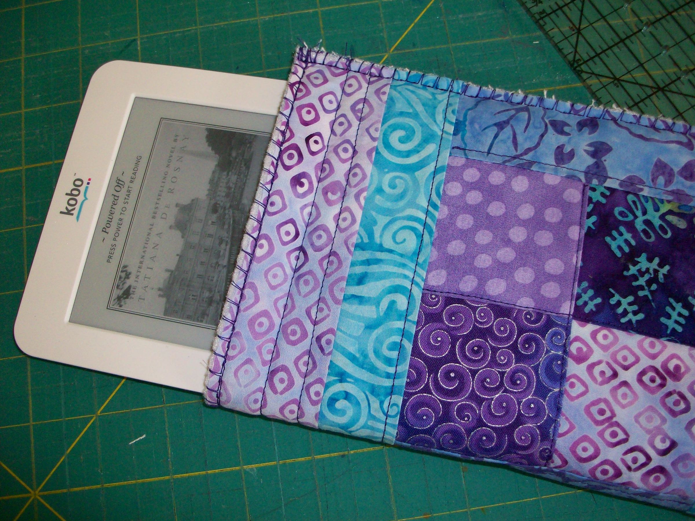 Quilted Cozy! Custom Fit EReader Pocket
