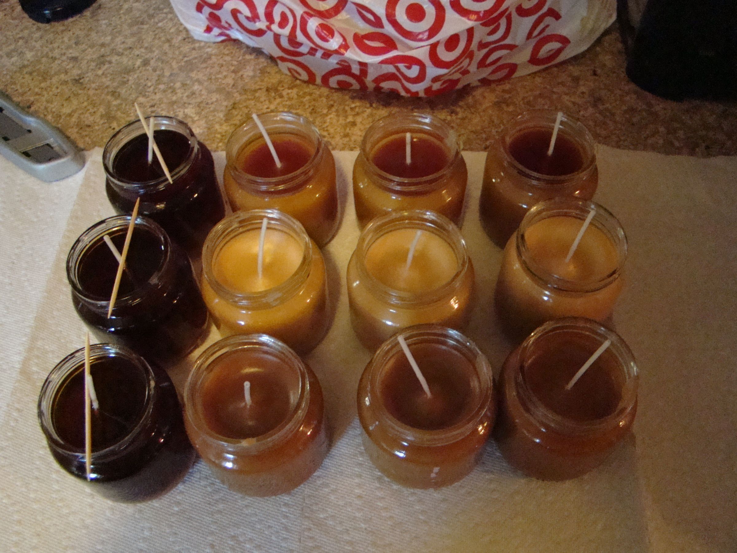8 Hour Mini Recycled Survival Candles in 10 Steps!