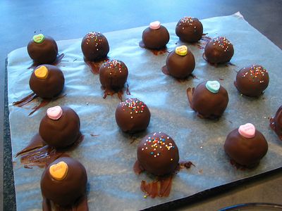 Chocolate Cake Truffles