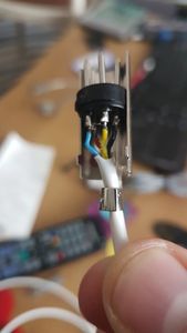 DIY Ambilight With Raspberry Pi and NO Arduino! Works on Any HDMI ...