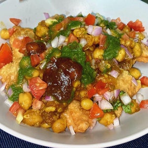 Chole Samosa Chat - the Roshni Way!