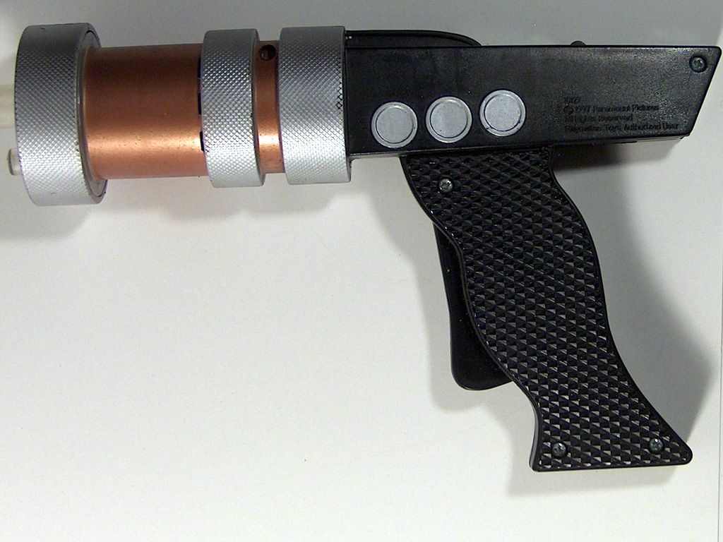 Fixing a Steampunk Toy Pistol With a Piece of Cardboard