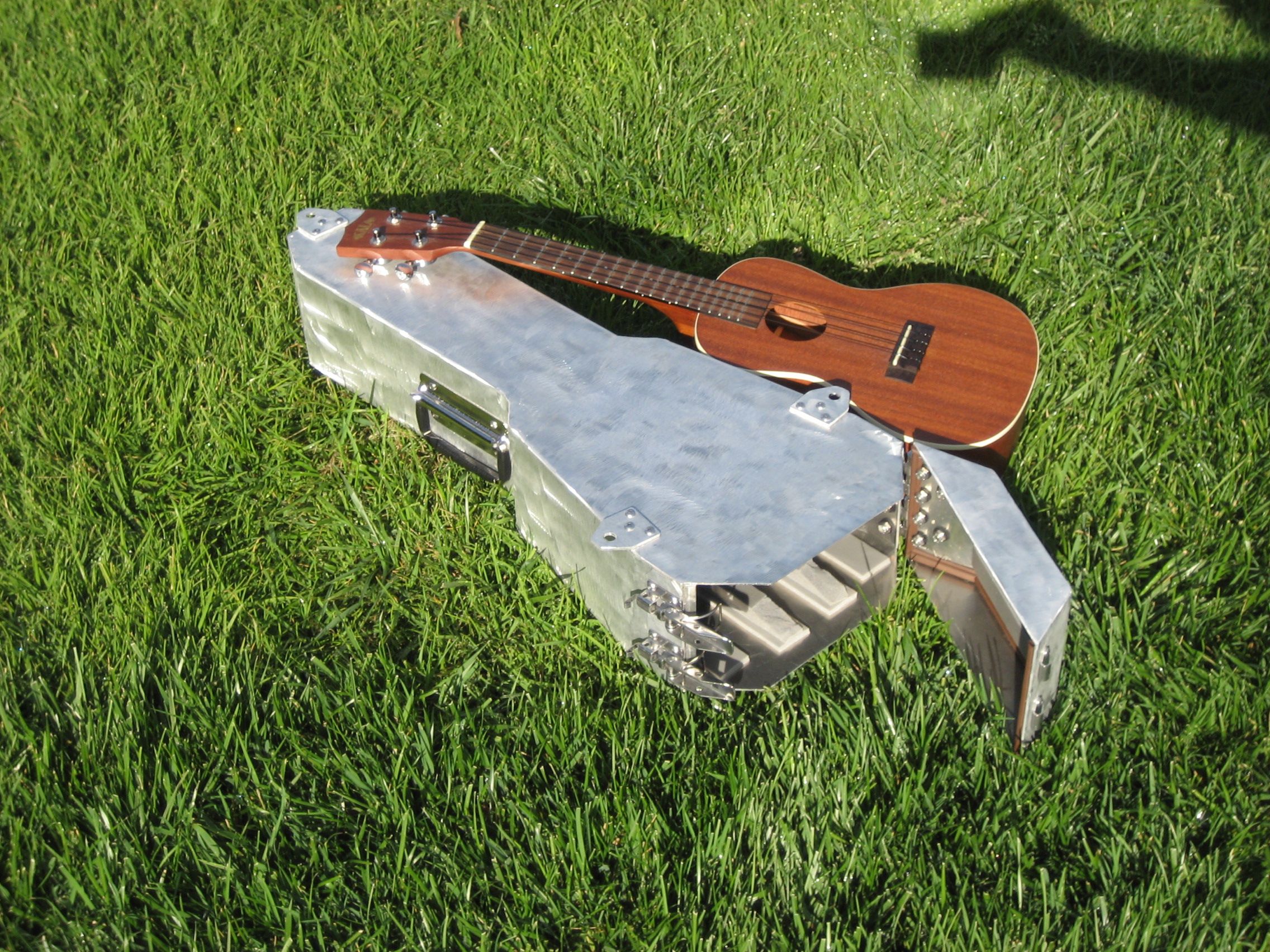 Waterproof Aluminum Ukulele Case (with Pictures) Instructables