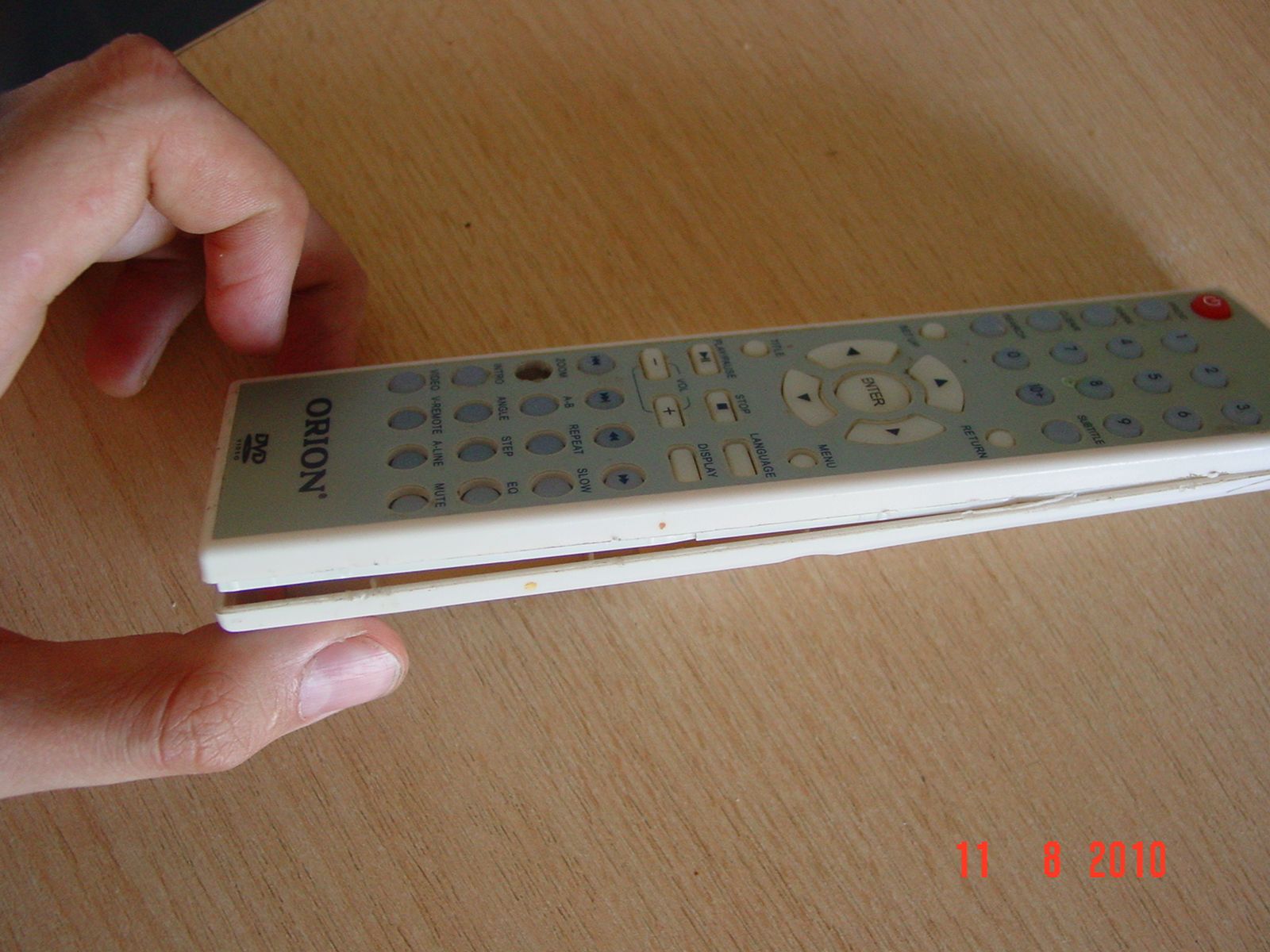 TV Remote Hack, Turn It Into a Mini Strobe Light 5 Steps Instructables